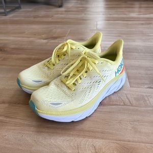 Hoka Clifton 8 - Womens